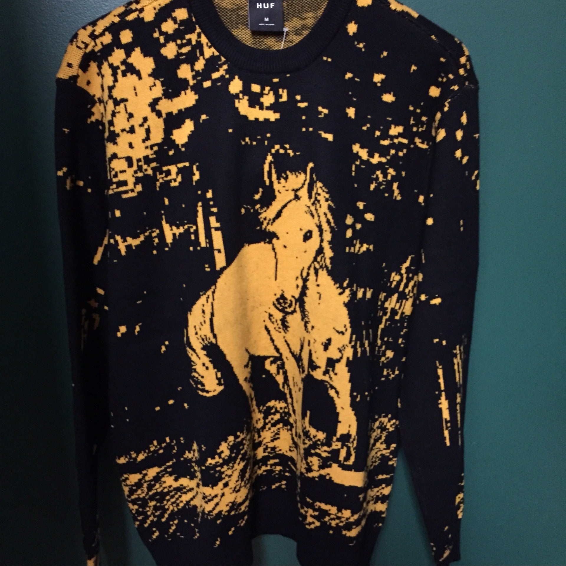 HUF No 5 medium horse crewneck long sleeve